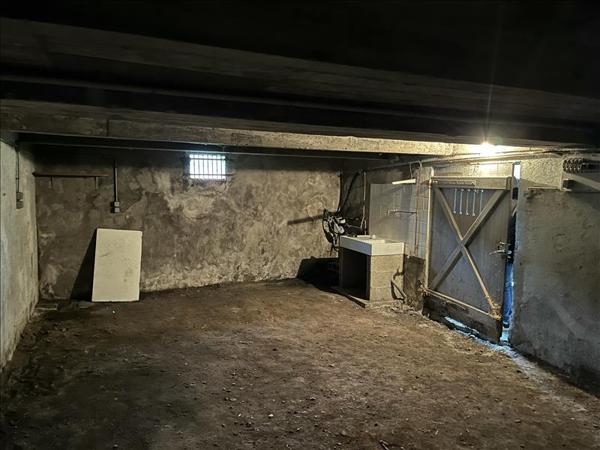 Immeuble à vendre |  Château-Renault |  197 m²