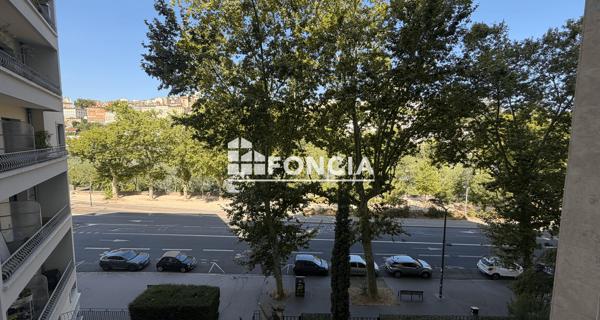 Location Appartement 2 pièces 51.88 m² - Lyon 69006