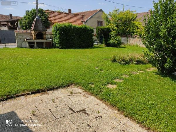 Maison à vendre à Saron-sur-Aube dans la Marne (51260), ref : 15309/385