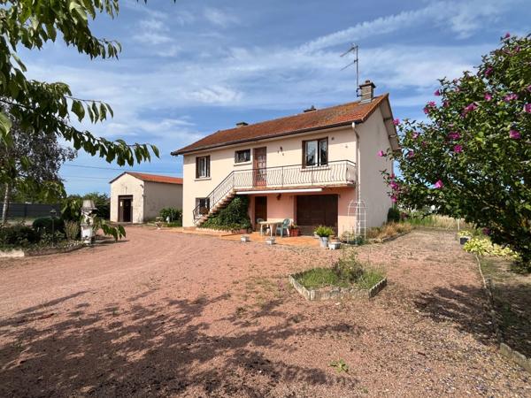 Maison à vendre 4 pièces EPERVANS (71) sur terrain de 1970m²