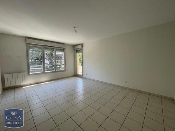 Appartement à louer 2 pièces 48.4m² Sainte-Foy-lès-Lyon (69110)