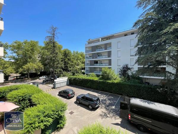 Appartement à louer 2 pièces 48.4m² Sainte-Foy-lès-Lyon (69110)
