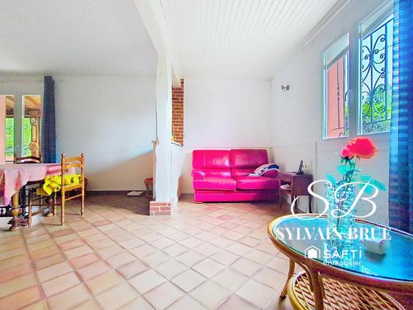 Quartier prisé du Carreyrat, maison de plain-pied au calme