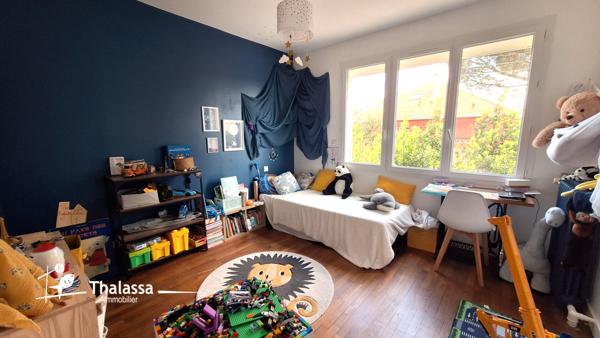 Maison THARON PLAGE 7 pièce(s) 120 m2 ,  
Tharon plage 44730