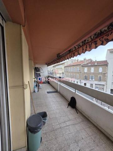 Appartement à vendre 4 pièces de 74 m²