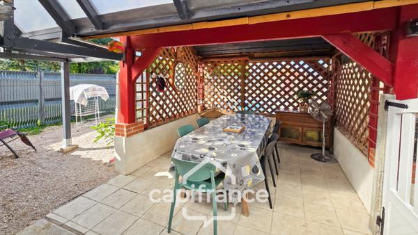 A vendre maison 5 pièces avec piscine et logement indépendant TOURNUS (71)