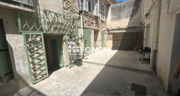 À vendre Immeuble 300 m² - Nîmes 30000