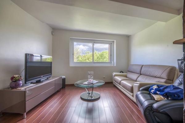 EXCLUSIVITE A Vendre Neauphle le Château Appartement 2 pièces 63m2