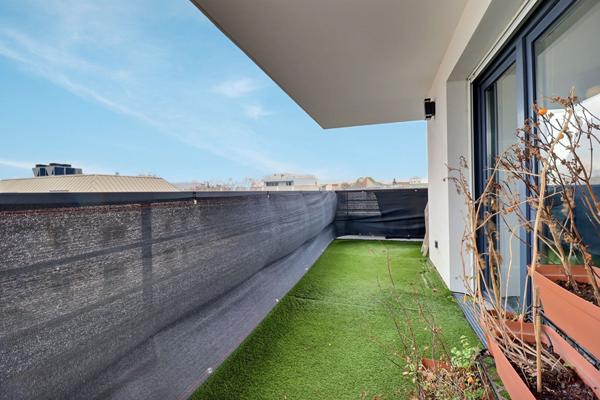 Grand T3 de 72 m² avec terrasse de 40 m² ! immeuble récent