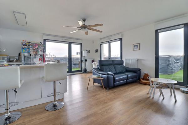 Grand T3 de 72 m² avec terrasse de 40 m² ! immeuble récent