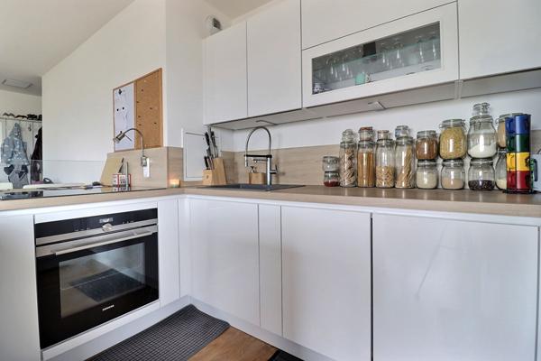 Grand T3 de 72 m² avec terrasse de 40 m² ! immeuble récent