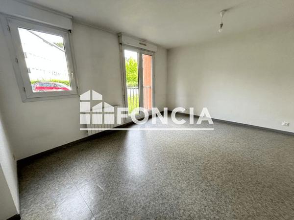 Location Studio 26.86 m² - 93-99 RUE CHARLES LEGENDRE Limoges 87000