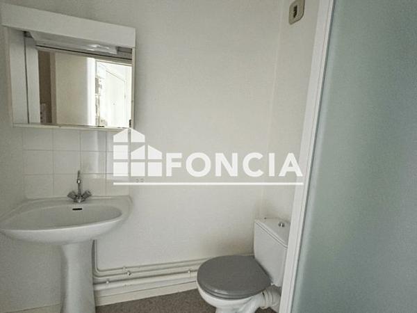 Location Studio 26.86 m² - 93-99 RUE CHARLES LEGENDRE Limoges 87000