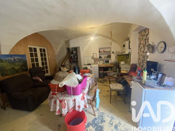 Maison à vendre 6 pièces 204 m² Aubessagne