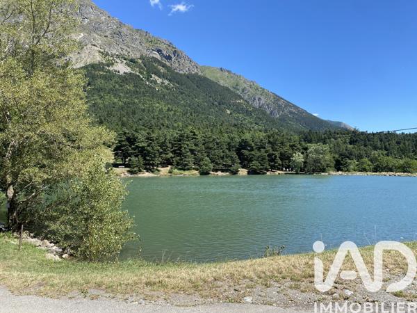 Maison à vendre 6 pièces 204 m² Aubessagne
