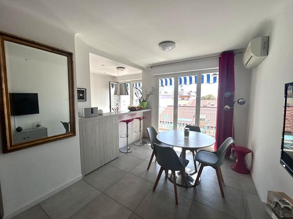 Appartement Cagnes Sur Mer 2 pièce(s) 42.55 m2, garage et cave.