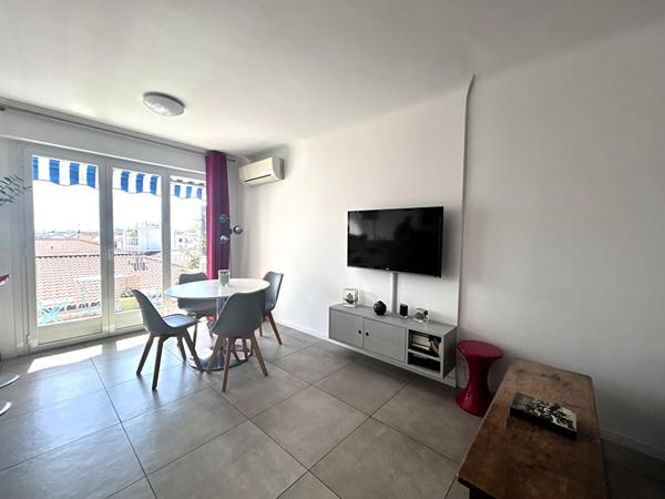 Appartement Cagnes Sur Mer 2 pièce(s) 42.55 m2, garage et cave.
