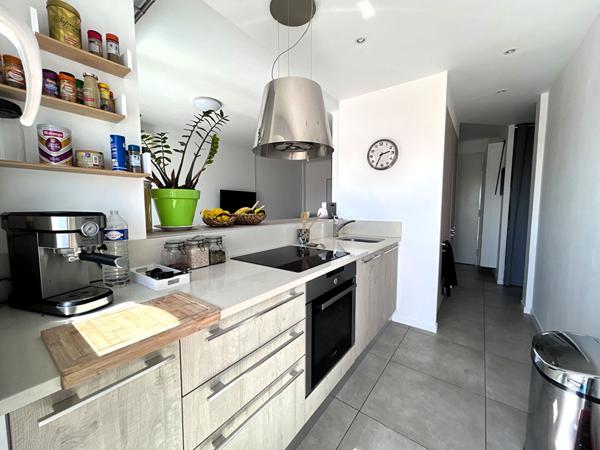 Appartement Cagnes Sur Mer 2 pièce(s) 42.55 m2, garage et cave.