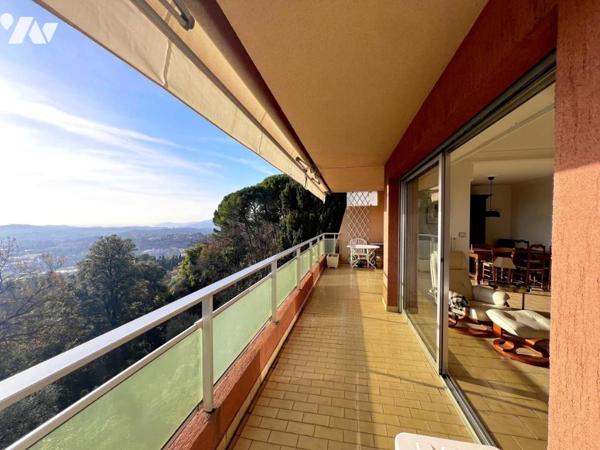 GRASSE, Rés. EMERAUDE, 52 av. Riou Blanquet. 3p de 96,46m² + Cave + Garage double en sus
