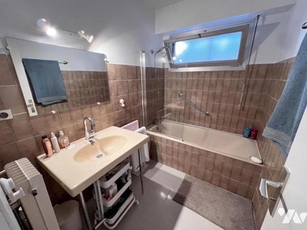 GRASSE, Rés. EMERAUDE, 52 av. Riou Blanquet. 3p de 96,46m² + Cave + Garage double en sus