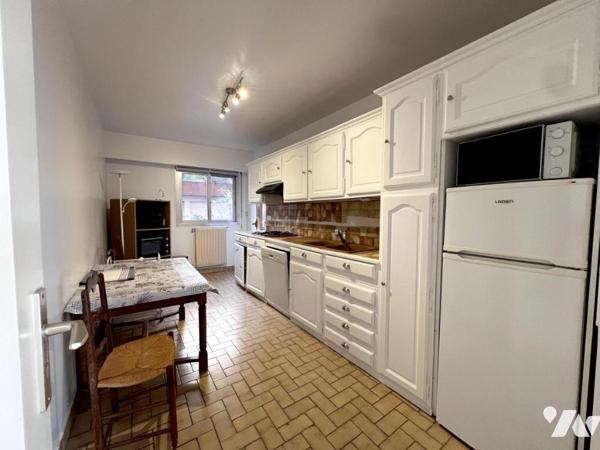 GRASSE, Rés. EMERAUDE, 52 av. Riou Blanquet. 3p de 96,46m² + Cave + Garage double en sus