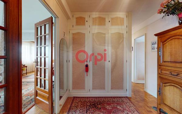 Appartement à vendre    4 pièces • 82,39 m2 Villemomble