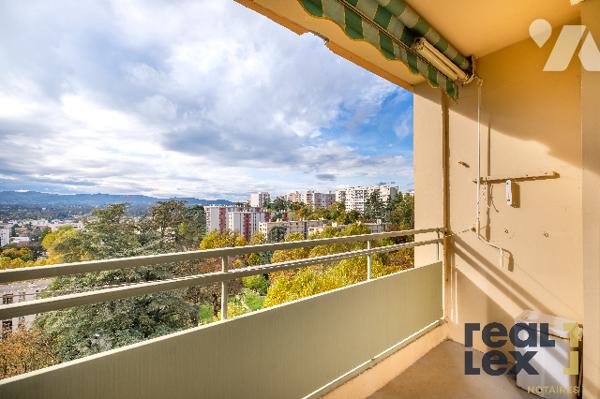 Lyon 5ème – T4 de 66,70m² au dernier étage avec balcon et vue panoramique