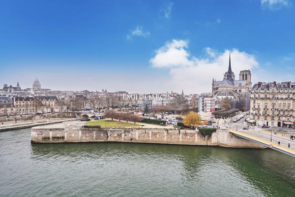 A vendre - appartement  d'exception - vues monuments -  Ile Saint Louis - 75004 - Paris