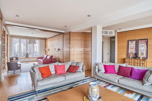 A vendre - appartement  d'exception - vues monuments -  Ile Saint Louis - 75004 - Paris
