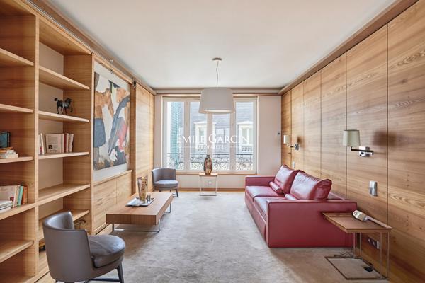 A vendre - appartement  d'exception - vues monuments -  Ile Saint Louis - 75004 - Paris