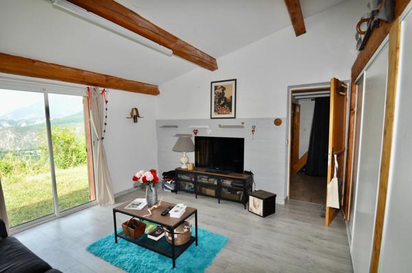 Dpt Alpes de Haute Provence (04), Proche ENTREVAUX à vendre Maison plain pied 2 pièces 50 m² sur 3400 m² de Terrain