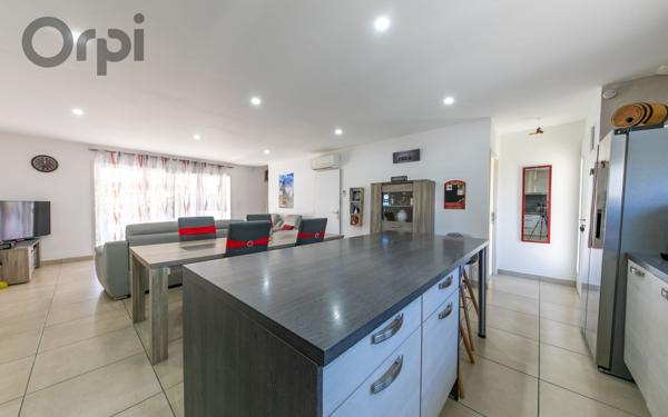 Maison à vendre    6 pièces •  Saint-Estève