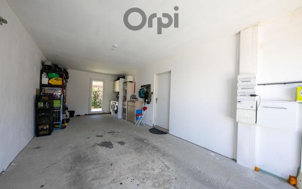 Maison à vendre    6 pièces •  Saint-Estève