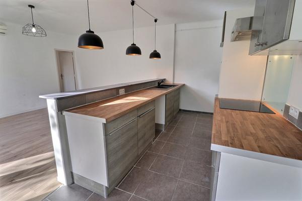 A VENDRE Appartement Entraigues Sur La Sorgue 3 pièce(s) 70 m²