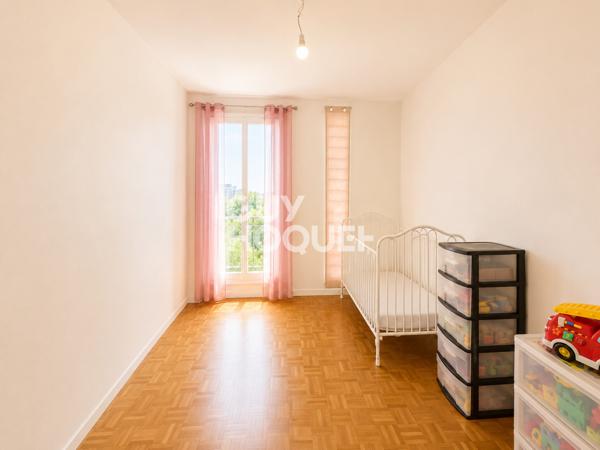 Appartement à louer de 5 pièces de 110.1 m²