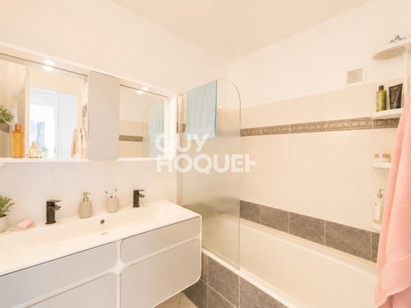 Appartement à louer de 5 pièces de 110.1 m²