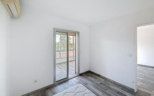 Appartement à vendre    2 pièces • 39,35 m2 Le Cannet