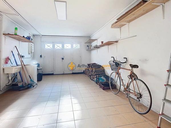 Vente                                                      Maison
                        
                     6 pièces                      140 m2                     à Perpignan