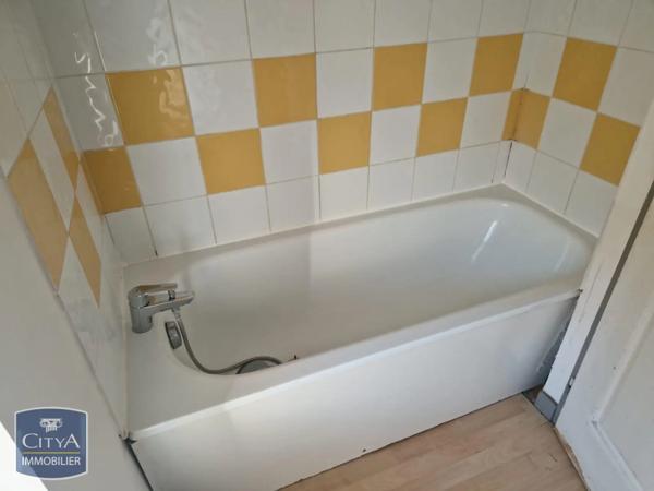 Appartement à louer 2 pièces 36.18m² Frontonas (38290)