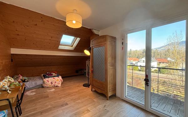 Maison à vendre    5 pièces • 144 m2 Les Échelles