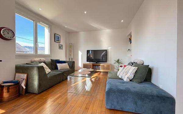 Maison à vendre    5 pièces • 144 m2 Les Échelles