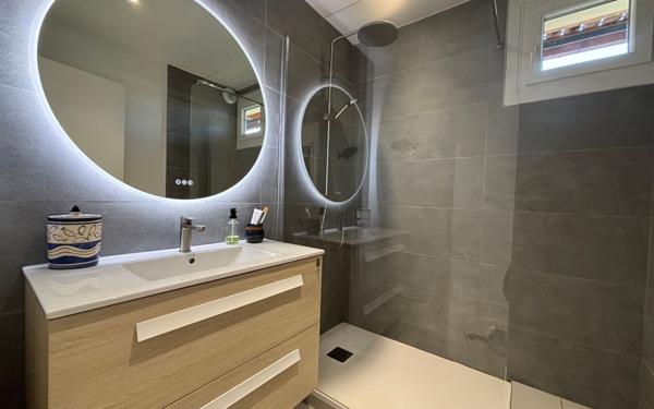 Maison à vendre    5 pièces • 144 m2 Les Échelles