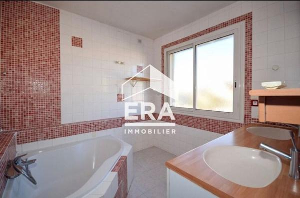 Maison familiale à vendre Marseille 13009  146 m²  4 chambres  Jardin Garage  Terrasse