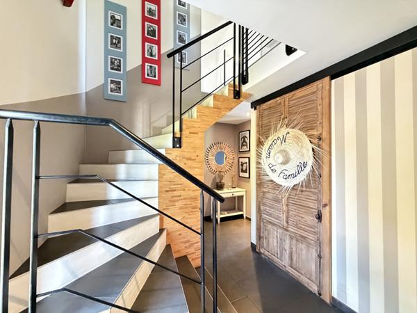 Maison 6 pièce(s) 5 chambre(s) 150 m²