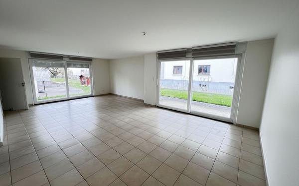 Appartement à louer    5 pièces • 103 m2 Souffelweyersheim