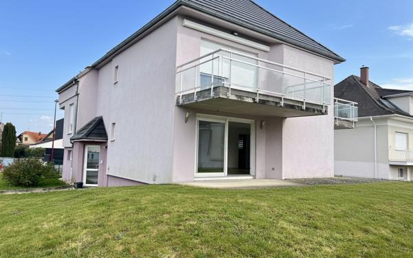 Appartement à louer    5 pièces • 103 m2 Souffelweyersheim