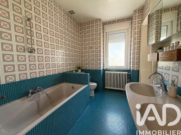Maison à vendre 9 pièces 227 m² Cambrai