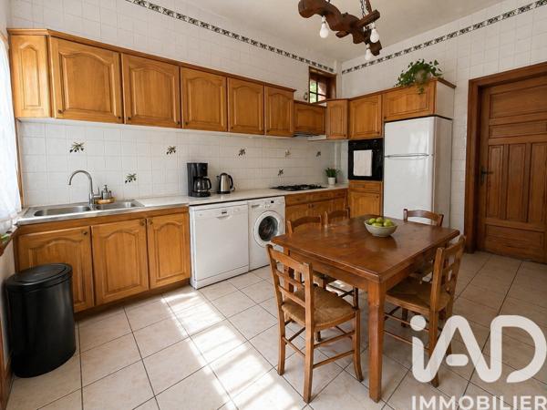 Maison à vendre 9 pièces 227 m² Cambrai
