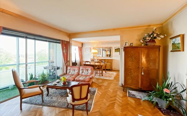 Appartement à vendre    5 pièces • 119,58 m2 Orléans