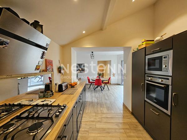 EXCLUSIVITE- Propriété de charme entièrement rénovée à FOUGERE (49)